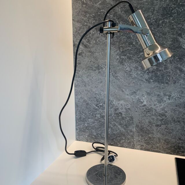DBGM lamp by Sische (Simon & Schelle)
This chrome table/desk lamp is adjustable in height and the spotlight itself is aimable as well
64 cm high, diameter on top is 28 cm and 15 cm at the bottom
Minimalist mid-century German design 
🟢 For sale
#vintageaccesories #accesories #lighting #vintagelighting #tablelamp #desklamp #chromelamp #70slamp #design #vintagedesign #DBGM #chrome #midcentury #sische #decoration #interior #decor #homedecor #interiordesign #interiorstyling #vintageinteriorstyling #sustainabledesign #vintagelamp #lamp #midcenturymodern #spaceage #beleuchtung #leuchten #midcenturydesign #70s