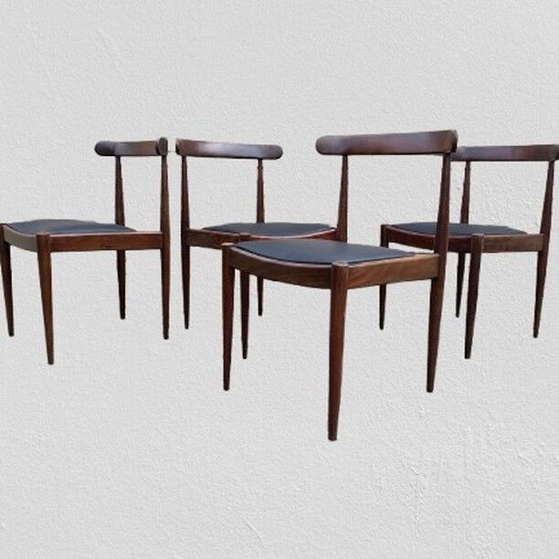 Modell 500 chairs by Alfred Hendrickx for Belform
Set of 4 dining chairs with a rosewood frame and a reupholstered skai seating
50 cm wide, 48 cm deep and 77 cm high. Seat height 45 cm
Danish design form the 60s
🟢 For sale
#60sdesign #madeindenmark #danishdesign #vintagedesign #60sinterior #60s #rosewoodchairs #modell500 #alfredhendrickx #alfredhendrickxchairs #diningchairs #alfredhendrickxstoelen #chaisesalfredhendrickx #reupholseteredchairs #skaichairs #belformchairs #belforminterior #decoration #interior #homedecors #interiors #interiordesign #interiorstyling #vintageinteriorstyling #interiorinspiration #interiorideas #designinspiration #vintagedealer #forsale #vintageshop